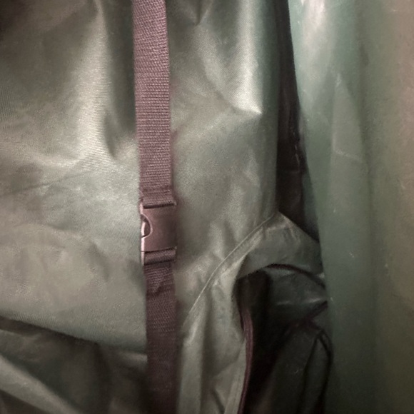 ZOBER Christmas Wreath Storage - 36” Wreath Box, Garland- 2 Zippers - Picture 3 of 3